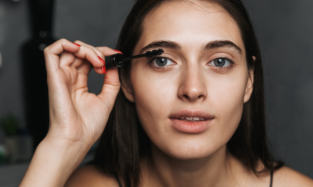 What Kind Of Makeup Should I Wear If I Have Blepharitis?