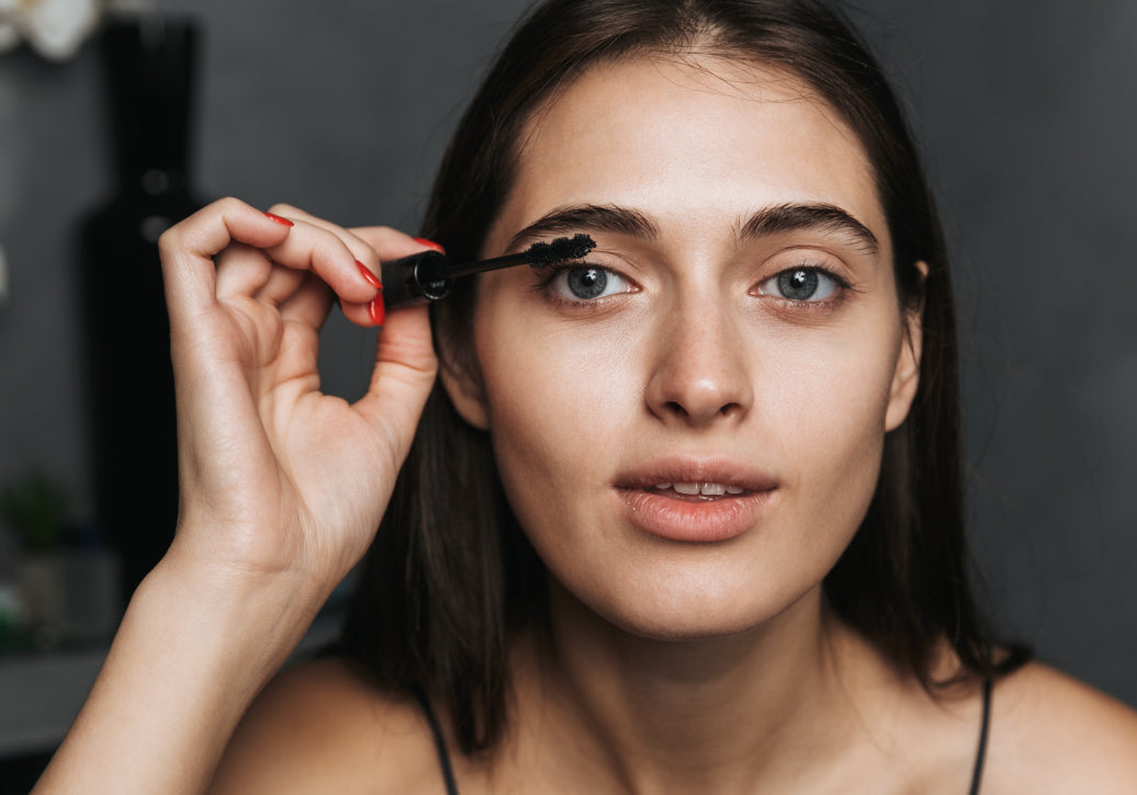 What Kind Of Makeup Should I Wear If I Have Blepharitis?